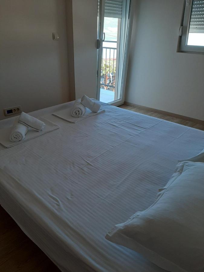 Sunset Appartement Tivat Buitenkant foto