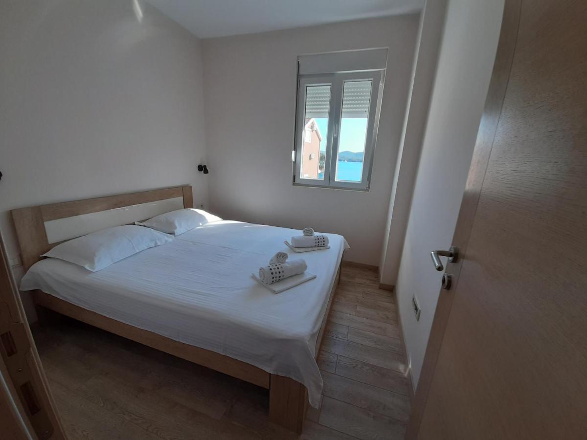 Sunset Appartement Tivat Buitenkant foto