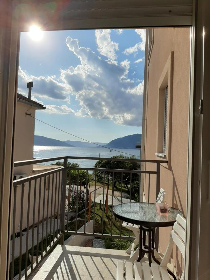 Sunset Appartement Tivat Buitenkant foto